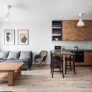 Matisse Cosy , Warszawa Polska